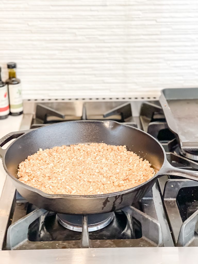 Apple Crumble Crisp / Apple Crumble Recipe With Oats / Apple Crumble Easy / Topping For Apple Crumble / How To Make Apple Crumble / HallstromHome