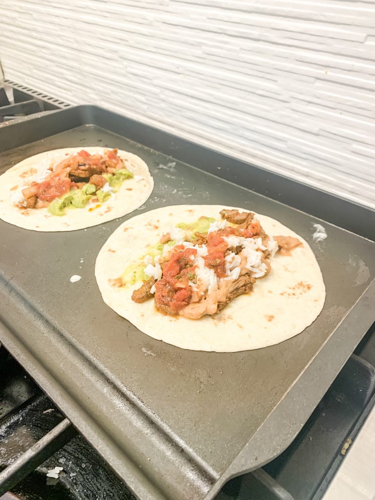 Ideas For Taco Night / Taco Tuesday Ideas / Ingredients For Tacos / Healthy Taco Recipe / Keto Tacos / Vegetarian Taco Filling / Gluten Free / HallstromHome