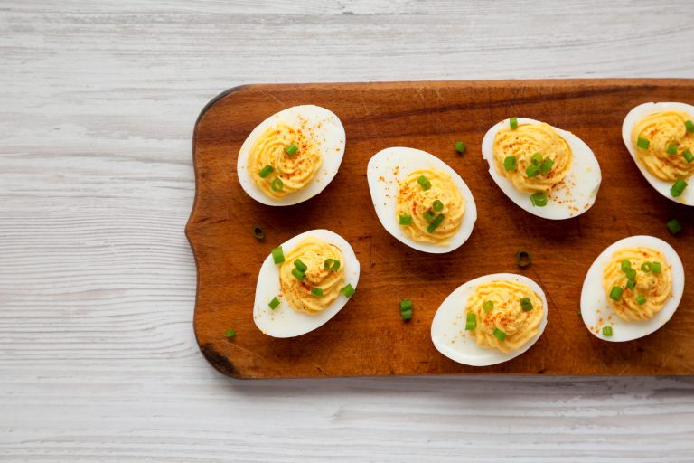 Best Deviled Eggs Recipe Ever / Easter Deviled Eggs / Recipe For Making Deviled Eggs / Deviled Eggs Recipe Classic / How To Make Deviled Eggs / Hallstrom