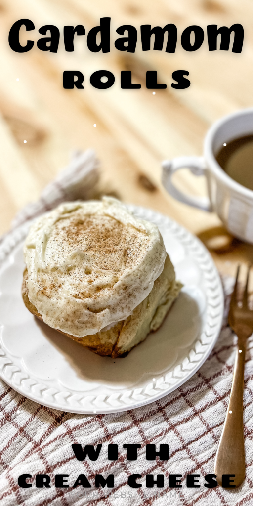 Cream Cheese Cardamom Rolls / Cardamom Cinnamon Rolls / Cream Cheese Cinnamon Rolls / Homemade Cinnamon Rolls / Cardamom Rolls Recipe / HallstromHome