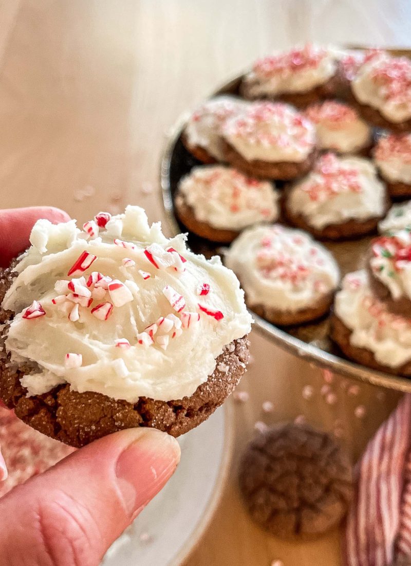 chewy chocolate cookies / holiday cookies / festive cookies / easy cookie recipe / the best party cookies / Hallstromhome