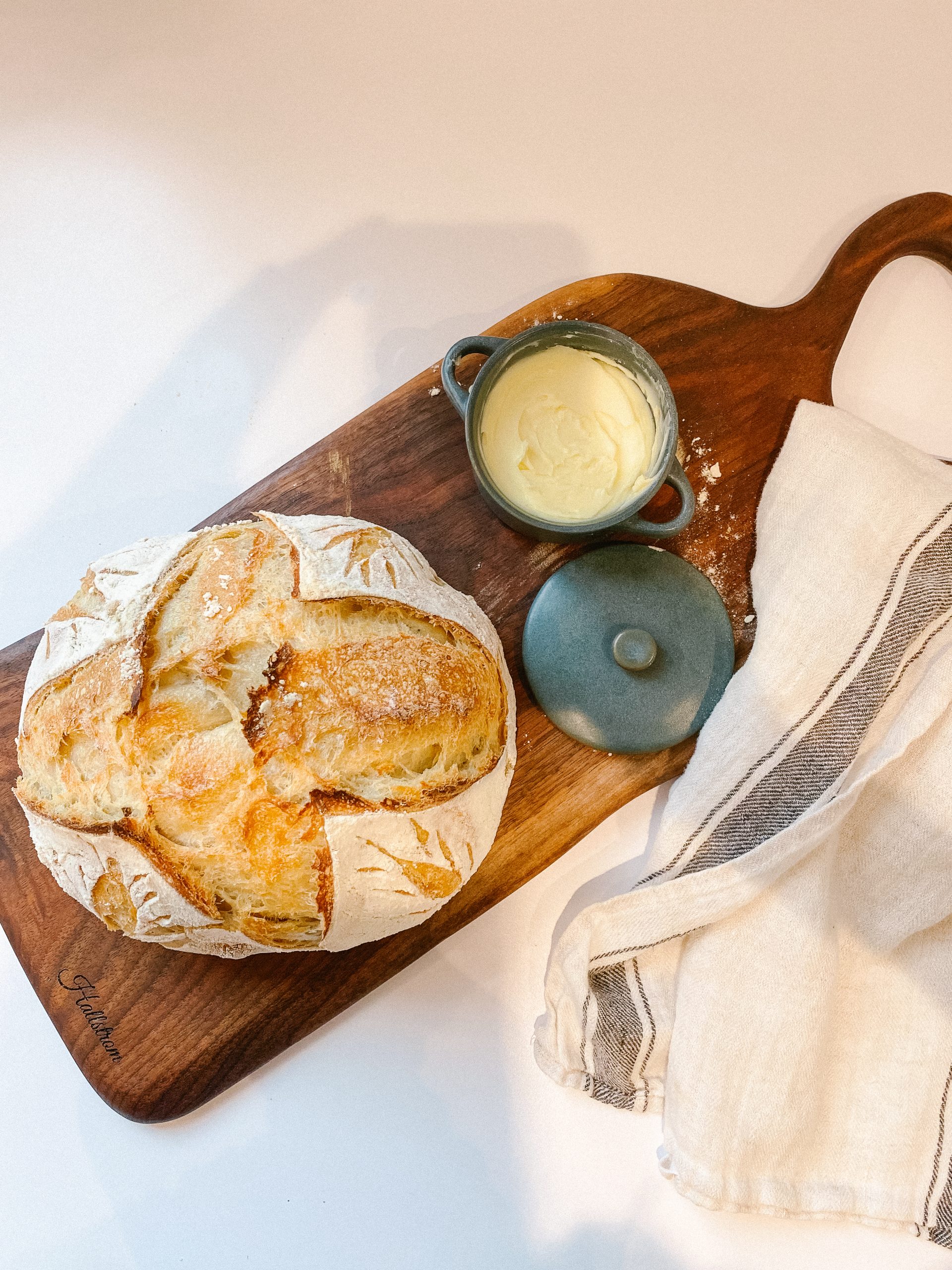 How to Make Sourdough Bread  A Beginner's Guide - The Farmstyle