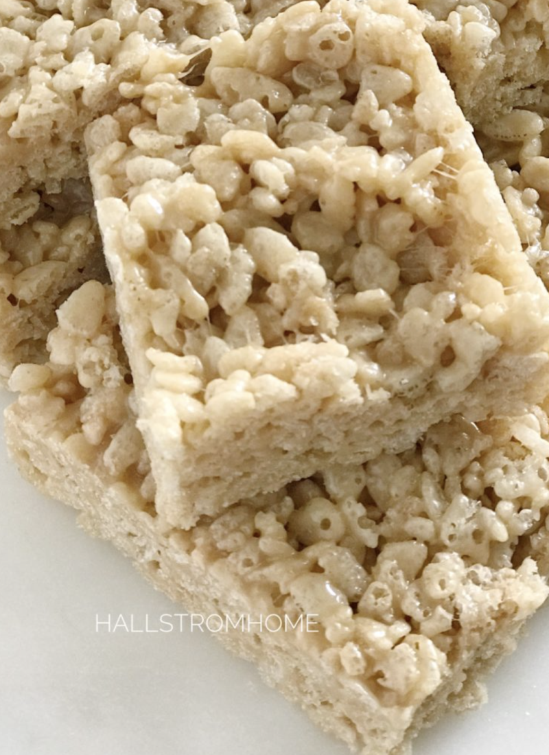 Pumpkin Spice Rice Krispies/pumpkin spice/fall recipes/easy recipes/dessert recipes/pumpkin/hallstromhome