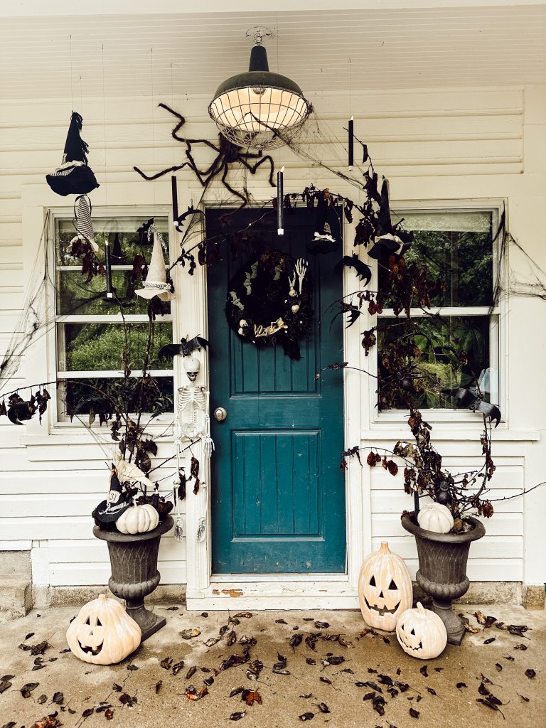 Spooky Halloween Porch/halloween porch/shabby chic halloween/pumpkin decor/creepy halloween/cute halloween/halloween party/party decor/farmhouse halloween/Hallstrom Home