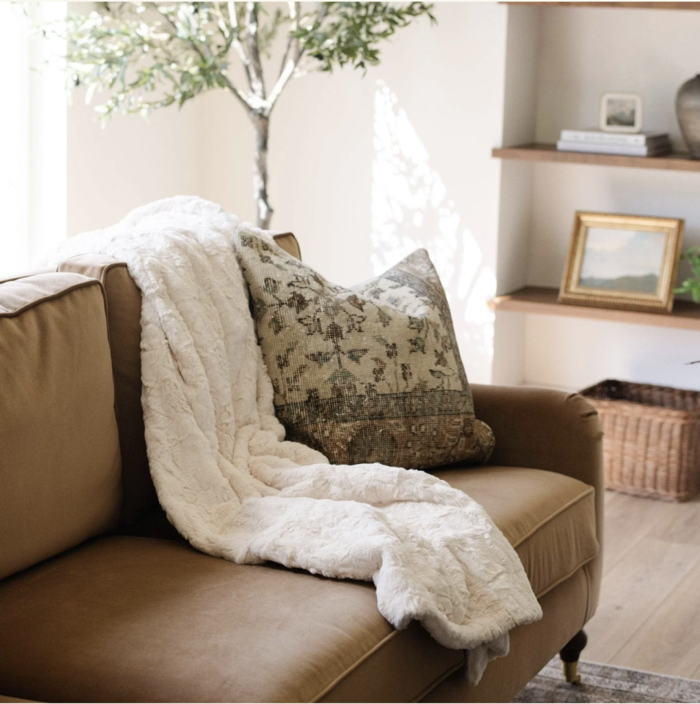 Saranoni Blankets